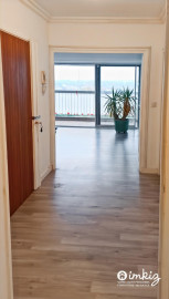
                                                                                        Vente
                                                                                         Appartement 4 pièces avec vue imprenable