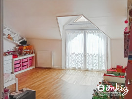 Vente
Appartement 4 pièces en duplex