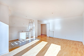 
                                                                                        Vente
                                                                                         Appartement 4 pièces familial avec balcons