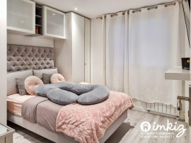 
                                                                                        Vente
                                                                                         Appartement 4 pièces Ile St Denis