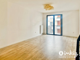 Vente
Appartement 4 pièces, immeuble BBC 2013, balcon