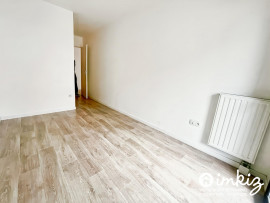 Vente
Appartement 4 pièces, immeuble BBC 2013, balcon