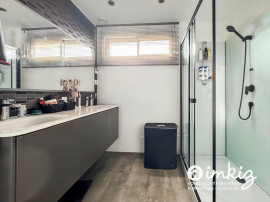 Vente
Appartement 4 pièces lumineux, refait récemment,