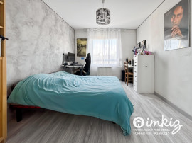 Vente
Appartement 4 pièces lumineux, refait récemment,