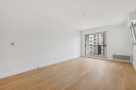 
                                                                                        Vente
                                                                                         Appartement 4 pièces - Paris 20e