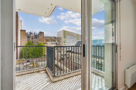 
                                                                                        Vente
                                                                                         Appartement 4 pièces - Paris 20e