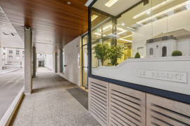 
                                                                                        Vente
                                                                                         Appartement 4 pièces - Paris 20e