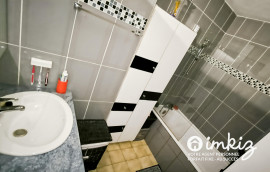 Vente
Appartement 4 pièces proche de toutes commodités