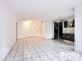 
                                                                                        Vente
                                                                                         Appartement 4 pièces quartier La Bocca
