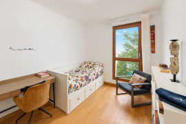 Vente
Appartement 4 pièces récent avec balcon - Proche Vincennes