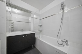 
                                                                                        Vente
                                                                                         Appartement 4 pièces - Suresnes