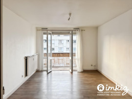 
                                                                                        Vente
                                                                                         Appartement 4 pièces vue sur la vierge