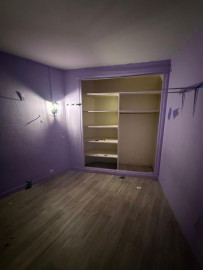 
                                                                                        Vente
                                                                                         Appartement - 40m² Paris 18