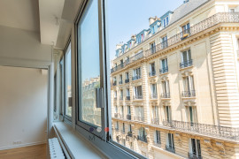 
                                                                                        Vente
                                                                                         Appartement 47m² cœur de La Muette