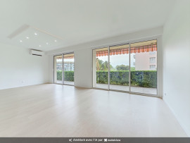 
                                                                                        Vente
                                                                                         Appartement  - 5 pièces  - 122.78 m²