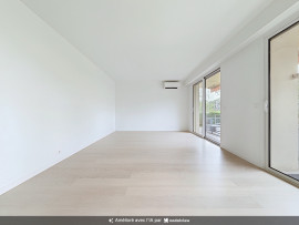 
                                                                                        Vente
                                                                                         Appartement  - 5 pièces  - 122.78 m²