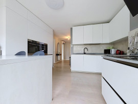 
                                                                                        Vente
                                                                                         Appartement  - 5 pièces  - 122.78 m²