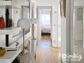 
                                                                                        Vente
                                                                                         Appartement  5 Pièces 3 Chambres - Surface 136 m2