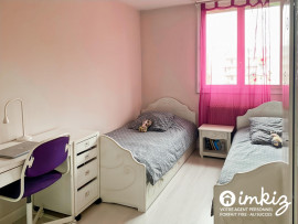 
                                                                                        Vente
                                                                                         Appartement 5 pièces