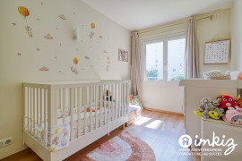 
                                                                                        Vente
                                                                                         Appartement 5 pièces