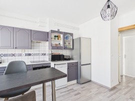 
                                                                                        Colocation
                                                                                         Appartement 5 pièces