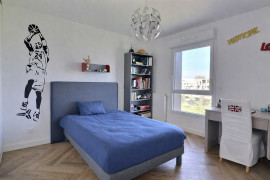 
                                                                                        Vente
                                                                                         Appartement 5 pièces