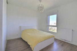 
                                                                                        Vente
                                                                                         Appartement 5 pièces