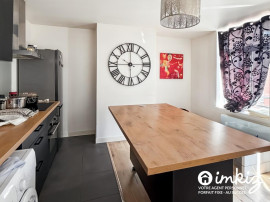 
                                                                                        Vente
                                                                                         Appartement 5 pièces
