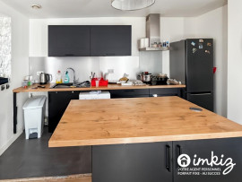 
                                                                                        Vente
                                                                                         Appartement 5 pièces