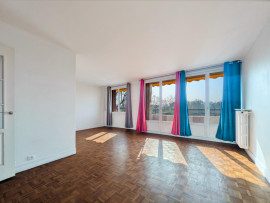 
                                                                                        Vente
                                                                                         Appartement 5 pièces 85 m² au Vésinet Centre