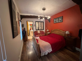 Vente
Appartement 5 pièces de 125m2 centre ville Auxerre