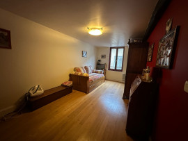 Vente
Appartement 5 pièces de 125m2 centre ville Auxerre