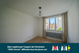 
                                                                                        Vente
                                                                                         Appartement 5 pièces de 80 m²