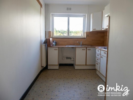 
                                                                                        Vente
                                                                                         Appartement 5 pièces - Ivry - balcon