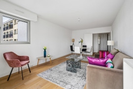 
                                                                                        Vente
                                                                                         Appartement 5 pièces - Paris 20e