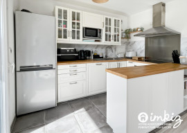 
                                                                                        Vente
                                                                                         Appartement 5 pièces récent avec jardin