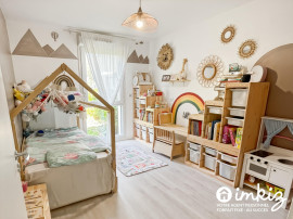 
                                                                                        Vente
                                                                                         Appartement 5 pièces récent avec jardin