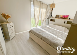 
                                                                                        Vente
                                                                                         Appartement 5 pièces récent avec jardin