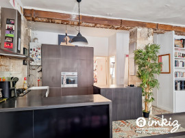 
                                                                                        Vente
                                                                                         Appartement 5 pièces style loft dans passage privé