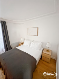 
                                                                                        Vente
                                                                                         Appartement 51 m² - Charme de l'ancien - Paris 9 e