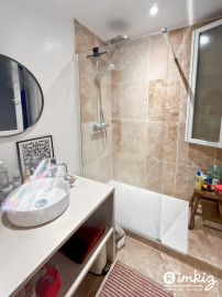 
                                                                                        Vente
                                                                                         Appartement 51 m² - Charme de l'ancien - Paris 9 e