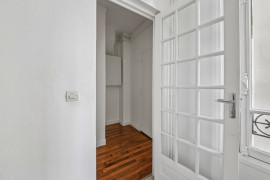 
                                                                                        Vente
                                                                                         Appartement 52.7 m² - Paris 7ème