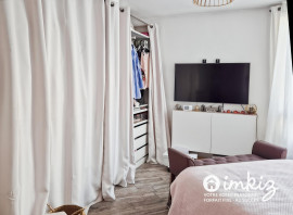 
                                                                                        Vente
                                                                                         Appartement 6 pièces