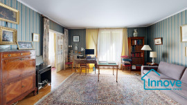 
                                                                                        Vente
                                                                                         Appartement 6 pièces - Versailles Clagny-Glatigny