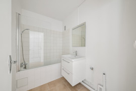 
                                                                                        Vente
                                                                                         Appartement 66m² - CLICHY