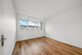 
                                                                                        Vente
                                                                                         Appartement 66m² - CLICHY