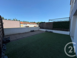 
                                                                                        Location
                                                                                         appartement