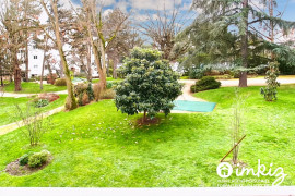 Vente
Appartement 7 pièces - 5 chambres - plein sud