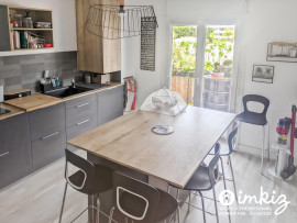 
                                                                                        Vente
                                                                                         Appartement 7 pièces