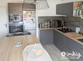 
                                                                                        Vente
                                                                                         Appartement 7 pièces